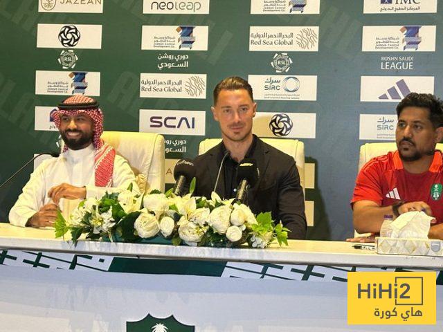 يايس يفتح قلبه على المشجعين